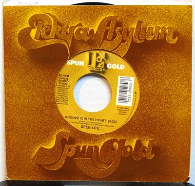 Deee-Lite - Groove Is in the Heart - 1990 Elektra 7-65930 Hip Hop Funk 7" 45  EX - Image 1 of 4