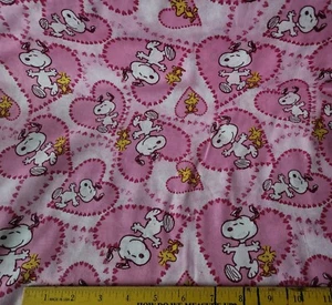 Snoopy Valentines Day Hearts Cotton Craft Sewing Fabric by the Yard Vintage - Picture 1 of 1
