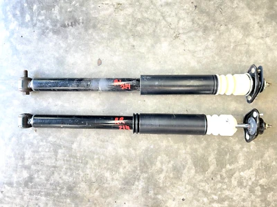 01-06 BMW 330ci 330i E46 REAR LEFT & RIGHT SUSPENSION STRUT SHOCK SET FCS LOT214 - Image 1 of 4