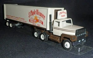Winross Truck - S. Clyde Weaver - Smoked Meats Cheese - MIB - Picture 1 of 6