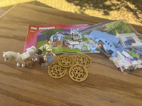 LEGO Juniors 10729 Cinderella&rsquo;s Carriage Complete w/ 2 Minifigs Missing Brush 