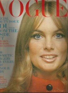 Vogue October 1969 - Dahlia Lavi - Diane de Poitier - Rachel Welch - Halston - Imagen 1 de 12