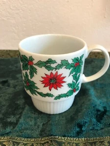 Vintage Christmas Poinsettia Holly Stackable Coffee Cup Mug Japan Ceramic 3.25” - Picture 1 of 9