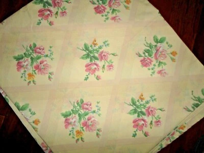 VINTAGE LADY PEPPERELL LATTICE IVORL PINK ROSES FLORAL FULL FLAT SHEET 81 X 96 - Image 1 of 4