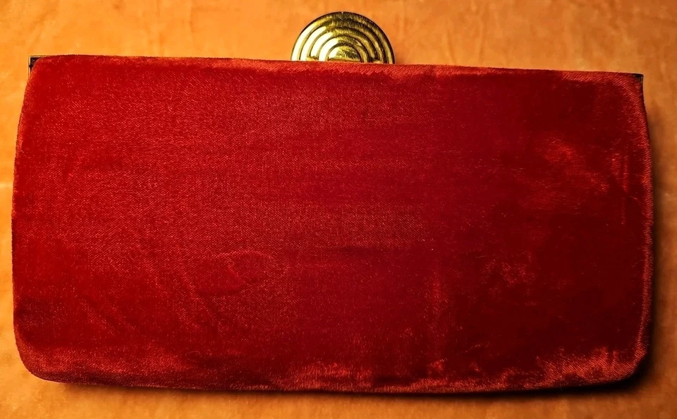 Bolso sin asas MCM Morris Moskowitz vintage con compacto y botella de perfume de terciopelo Foto 1 de 4