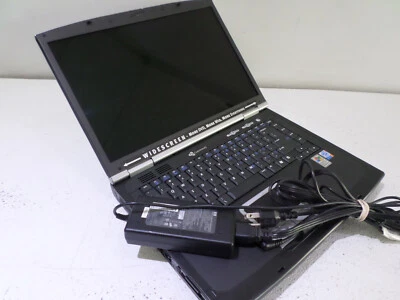 VINTAGE! Gateway 7324 Laptop - 3GB RAM, No HDD, No Battery w/ Charger - Image 1 of 4