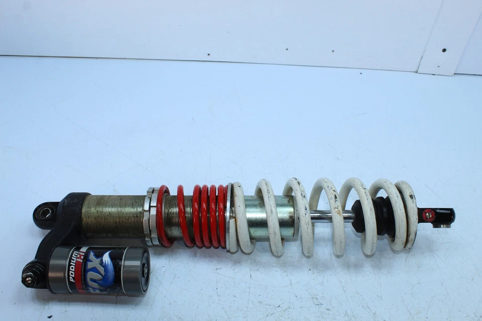 Polaris Outlaw 450 525 2008 OEM amortiguador trasero Fox Podium 7043331   Foto 1 de 4