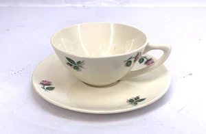 Knowlws by Homer Laughlin Rhythm Rosenmuster Teetasse & Untertasse - Bild 1 von 13