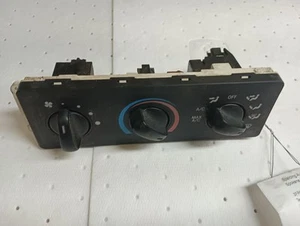 F81H-19E764-A Ford F650 Climate Temperature Control (11771762 - Picture 1 of 10