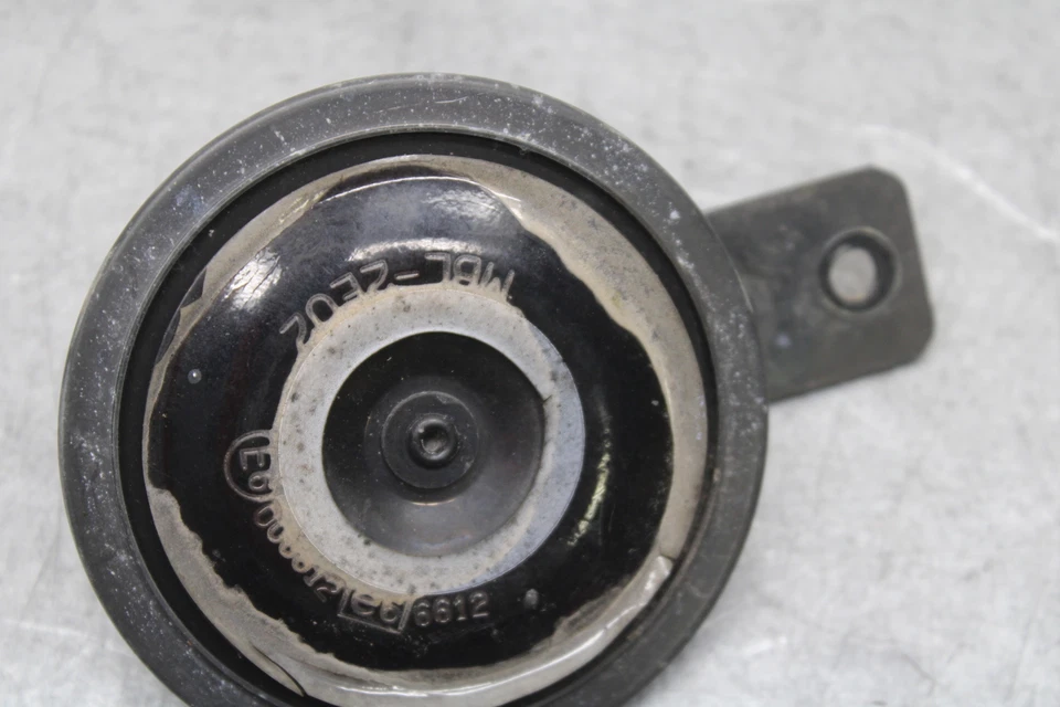 04-12 HONDA ST1300A SEÑAL BOCINA (ARTÍCULO B) BB669 Foto 1 de 4