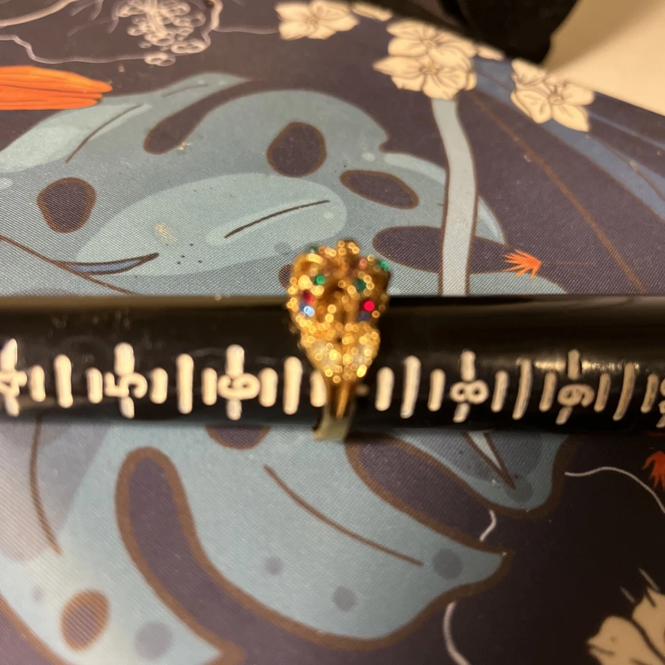 Ring goldtone with crystals green, red, blue, clear size 7 - Image 1 of 4