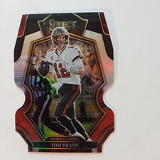 2022 Panini Select Tom Brady Concourse Black Green Prizm Die Cut #26 Buccaneers