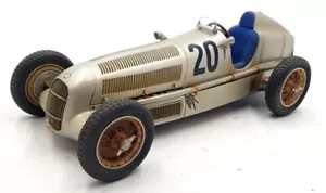 CMC 1/18 Scale M-147 Mercedes Benz W25 Dirty Hero 1934 #20 Eifelrennen - Picture 1 of 7