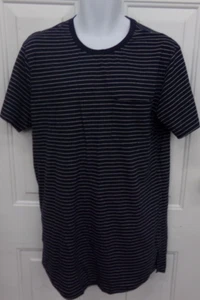 Forever 21 Navy Blue Pinstriped Mens Size Large Short Sleeve T-Shirt ~ NEW - Picture 1 of 3