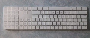 Apple Magic Keyboard with numeric Keypad Model A1843 - Photo 1/8