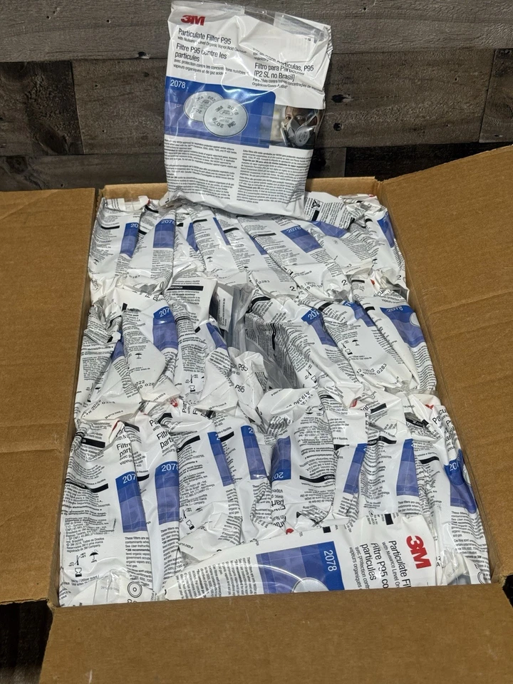 Box of 50 3M 2078 P95 Particulate Filter Nuisance Level Organic Vapor/Acid Gas - Image 1 of 4