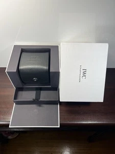 IWC Schaffhausen Luxury Empty Watch Case + Box Completed with Pillow & Outer Box - Bild 1 von 8