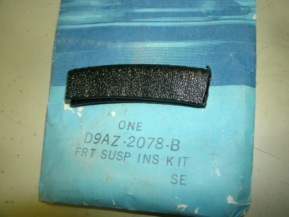 NOS 1979 1980 FORD CROWN VICTORIA FRONT BRAKE HOSE INSULATOR - Изображение 1 из 1