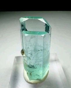 80 CTS Gorgeous Sky Blue Terminated Aquamarine Transparent Crystal Specimen - Picture 1 of 10