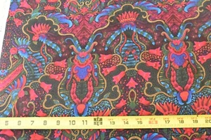 By 1/2 Yd, Red Green Gold Large-Print Quilt Cotton/Benartex/Nadelstern, V295 - Picture 1 of 8