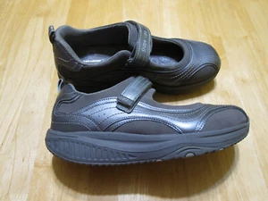 Skechers Women's Shape-ups Toning Mary Jane Leather Shoe US 8 Gray Pewter - Picture 1 of 9