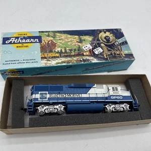 Athearn GP60 Power Electro Motive EMD Demo Powered Locomotive - Picture 1 of 12