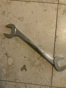 Snap On 1 3/8” 4 Way Vintage Angle Wrench VS44 - Picture 1 of 4