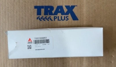 Massey Ferguson 1835/1840/2850/2855/2860 зажигание с ключами - деталь # 7065366M93 - Изображение 1 из 3