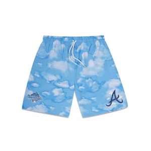 Pantalones Cortos Atlanta Braves New Era "Clouds" Talla: Pequeño - Imagen 1 de 2