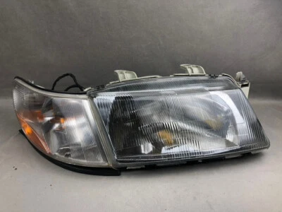 Faro halógeno lateral derecho del pasajero 99-03 Saab 9-3 TYC intermitente Valeo 710 Foto 1 de 4