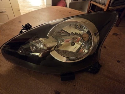 Scheinwerfer links Original Valeo 81170-0H170 für Toyota neuwertig - Bild 1 von 4