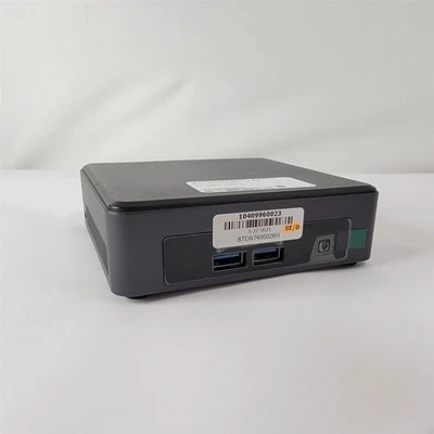 Mini PC Intel NUC 7 NUC7i5DNK i5-7300U 2,6 GHz 8 GB RAM 256 GB SSD  Foto 1 de 4