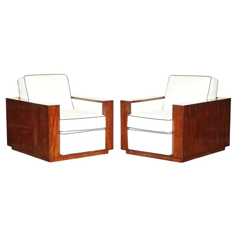 PAIR OF RRP £18,000 RALPH LAUREN MODERN METROPOLIS CREAM LEATHER CLUB ARMCHAIRS - Image 1 of 4