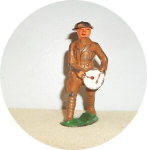 L420~VERY NICE SOLDIER MARCHING~DRUM ~LONG STRIDE,TIN HELMET~ BARCLAY /MANOIL