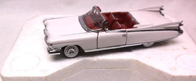 Franklin Mint 1959 Cadillac Convertible 1:43 Scale Diecast - Image 1 of 4