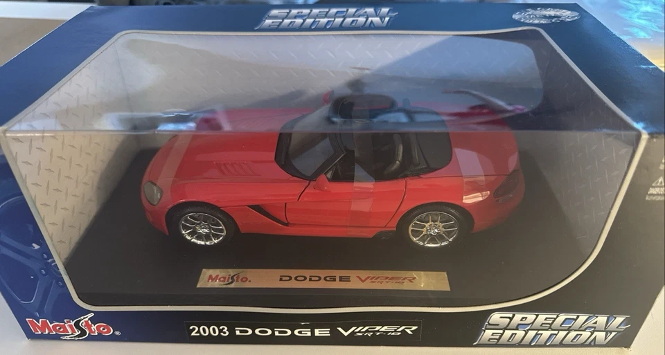 Maisto 2003 Dodge Viper SRT-10 специальный выпуск масштаб 1/18 литой - красный - новый - Изображение 1 из 1