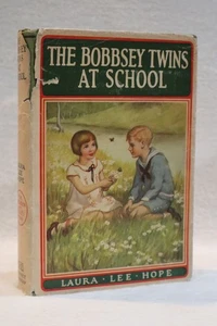 The Bobbsey Twins At School by Laura Lee Hope hardcover dustjacket 1913 - Bild 1 von 7