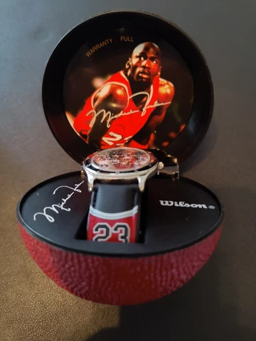 🏀 Michael Jordan Watch by Avon 1997 in Original Basketball Case Wilson NOS Cover
