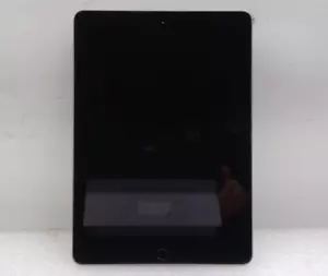 Apple iPad 6th Gen MR7F2LL/A A1893 - 32GB - Wi-Fi 9.7" Gray - No BOOT - Picture 1 of 3