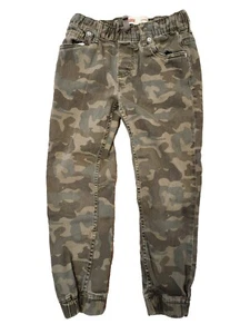 Boys Levis Camo Jogger Jeans Size Youth 8 24x25 - Picture 1 of 5