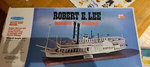 Vintage SCIENTIFIC brand Robert E. Lee Mississippi Steamboat