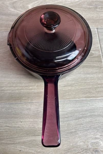Vision PYREX Corning Cranberry Cookware 1L Nonstick SAUCE PAN POT w/Spout Lid - Picture 1 of 7