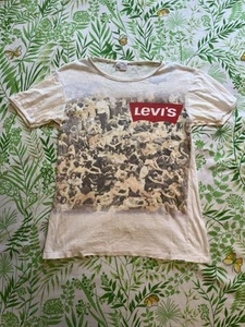 Women’s Vintage 1970s Levi’s Woodstock Tee Shirt - Picture 1 of 13