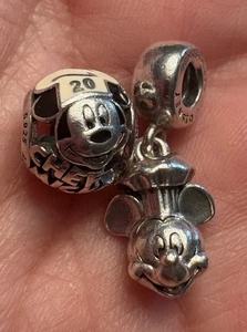 2 Pandora Disney Parks Exclusive Chef Mickey Epcot Food & Wine Festival Charms - Picture 1 of 16