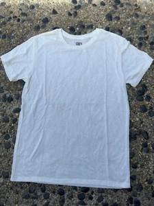 Obey Propaganda Has A Posse T-shirt Size M Beige - Picture 1 of 7