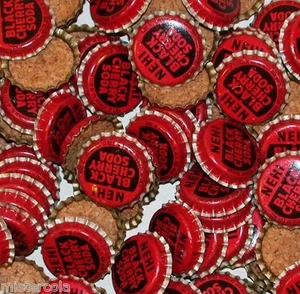 Lote de 25 tapas de botella Soda Pop NEHI CEREZA NEGRA forradas corcho sin usar nuevo stock antiguo - Imagen 1 de 2