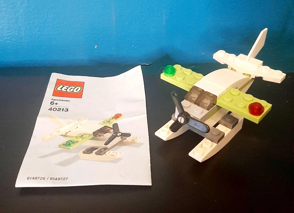 LEGO 40213 Mini Modelo Mensual Construir hidroavión - Junio 2016 - Completo Foto 1 de 1