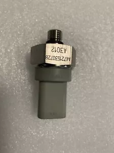 freightliner DDE A4721530728 GENUIME 0em detroit diesel oil sensor - Picture 1 of 4