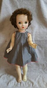24" tall vintage madame Alexander Winnie Binnie walker doll unmarked dark hair