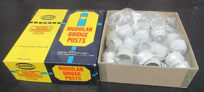 USED AURORA MODEL MOTORING MODULAR BRIDGE POSTS #1591 IN BOX - Image 1 of 4